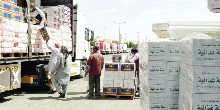  من عملية تجهيز واستعداد الزاد الخيري للسلال الرمضانية