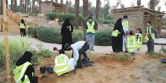 بوابة الدرعية تطلق «اغرس فسيلة» 