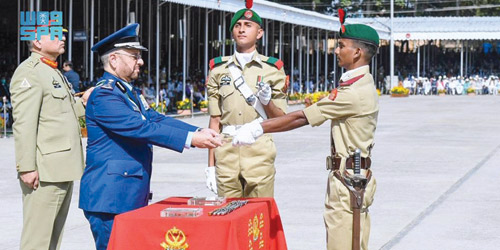 نيابة عن الأمير خالد بن سلمان 