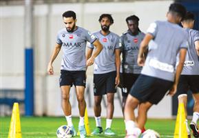 جارديم ينتظر عودة دوليي الهلال الليلة ليفتح ملف بيرسبوليس رسمياً 