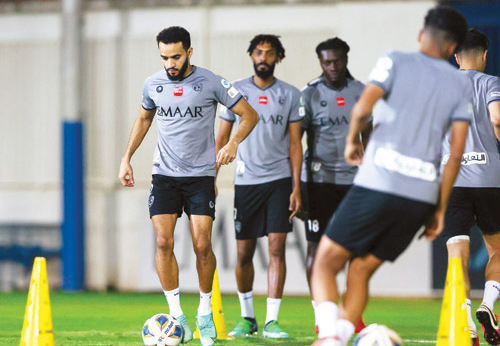  جانب من تدريب الهلال ويظهر البريك