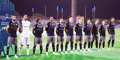 لماذا يفقد الهلال هويته بعد التألق والانتصارات؟! 