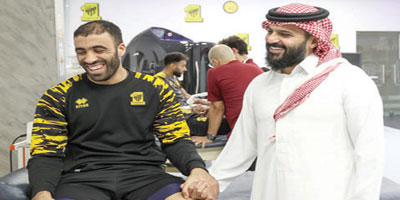 الاتحاد يركز على الضغط الهجومي لحسم الدوري أمام الهلال 