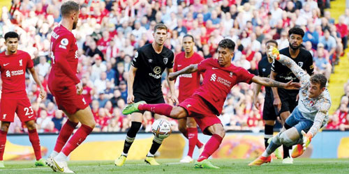 ليفربول يعادل رقماً قياسياً في الدوري الإنجليزي 