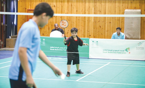 انطلاق دوري الدرجة الأولى للريشة الطائرة بالرياض 