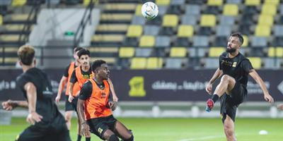 كوستا يعود ورومارينهو يقلق مدرب الاتحاد قبل مواجهة النصر 