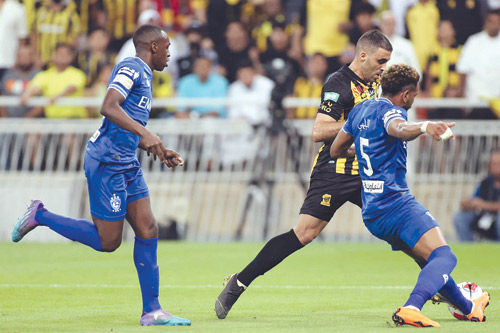  من مواجهة سابقة بين الهلال والاتحاد