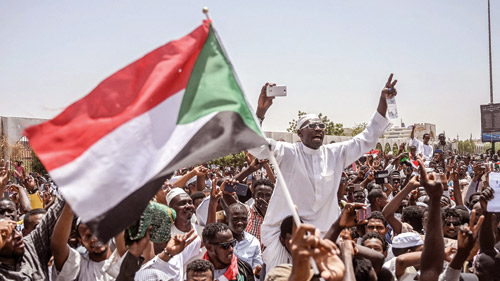 السودان.. القوى المدنية والعسكرية تتفقان لتوقيع الاتفاق النهائي 