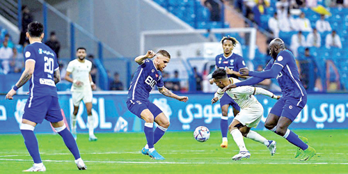  الهلال واصل سيطرته على الديربي