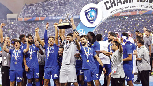 الهلال يبحث عن المحافظة على لقبه القاري