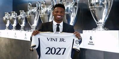 ريال مدريد يمدد عقد فينيسيوس حتى 2027 