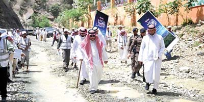 «الغطاء النباتي» يطلق مبادرة «المشي في أحضان الطبيعة» 