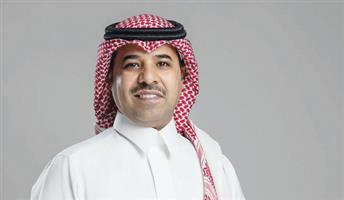 الفنان خالد المطلق يوقع مع «كريستال سانت لويس» العالمية لإصدارات خاصة بهوية سعودية 